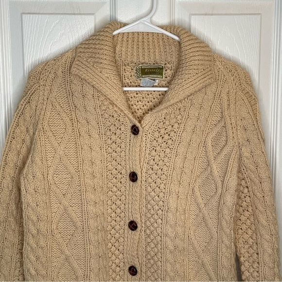 Kennedy of Ardara Irish Hand Cable Knit Pure Wool Fishermans Sweater in Cream M - Picture 3 of 16